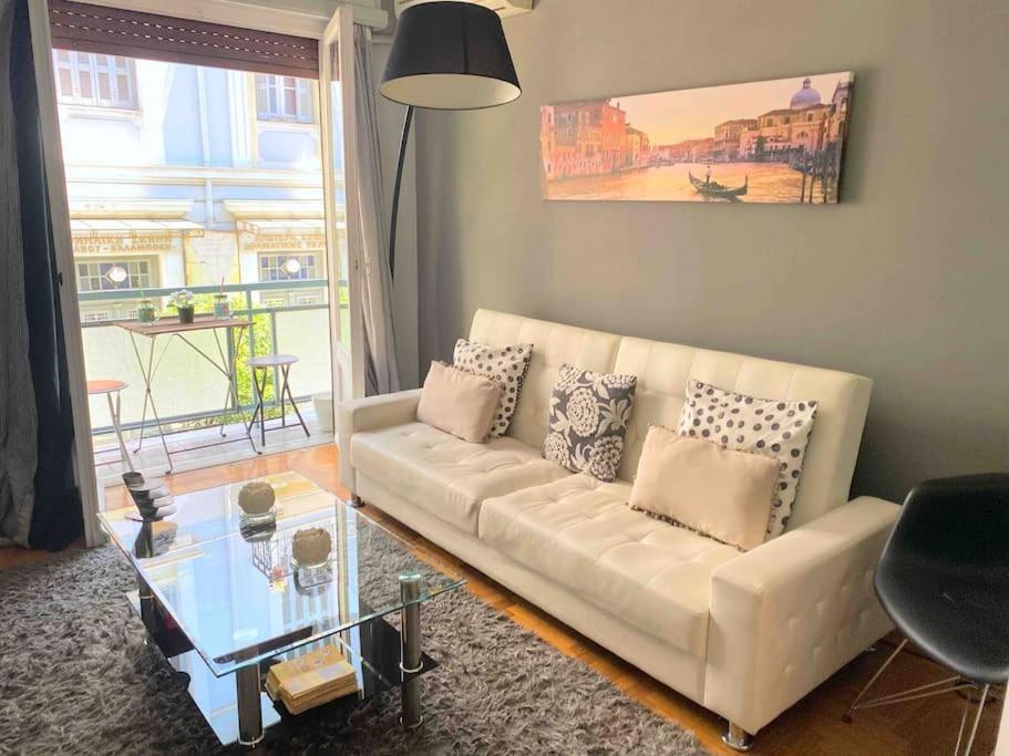 2Bdr Olympianzeus Apt With Netflix Athens Exterior photo