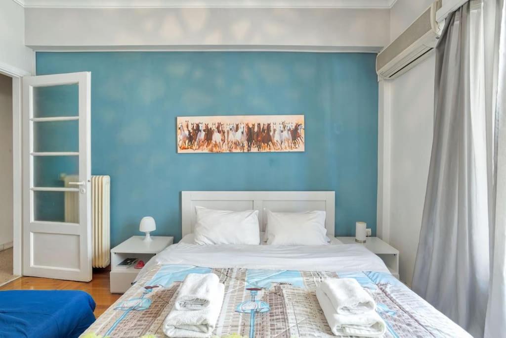 2Bdr Olympianzeus Apt With Netflix Athens Exterior photo
